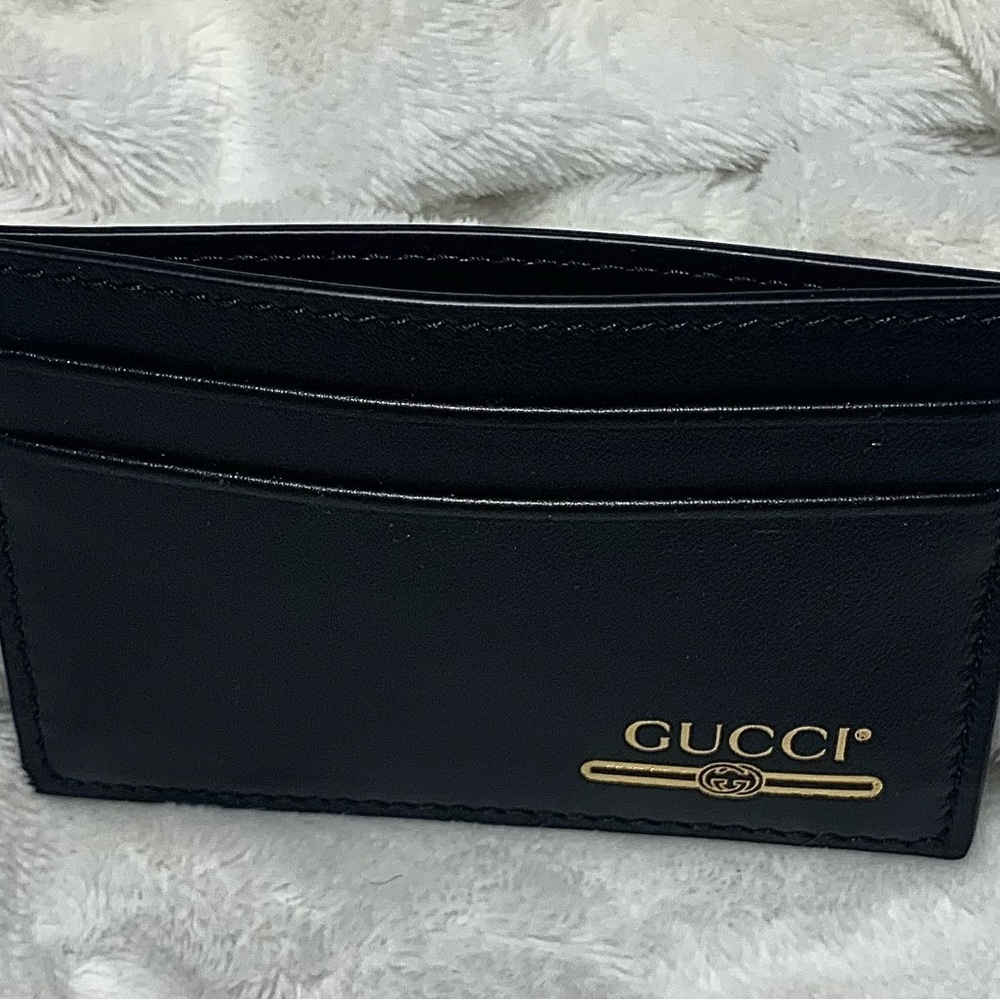 New Authentic Gucci Black Leather Men’s Card Holder Wallet Gold Logo